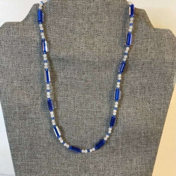 Beautiful Beaded 18" Necklace and 1"Dangle Earring Set-Blue, White, Clear Beads - Picture 6 of 7